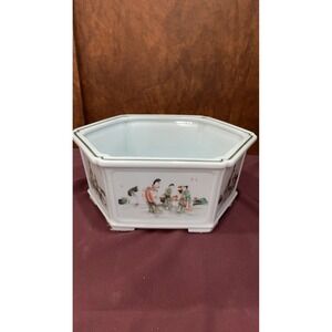 Vintage Mottahedeh Cachepot Kangxi Reproduction